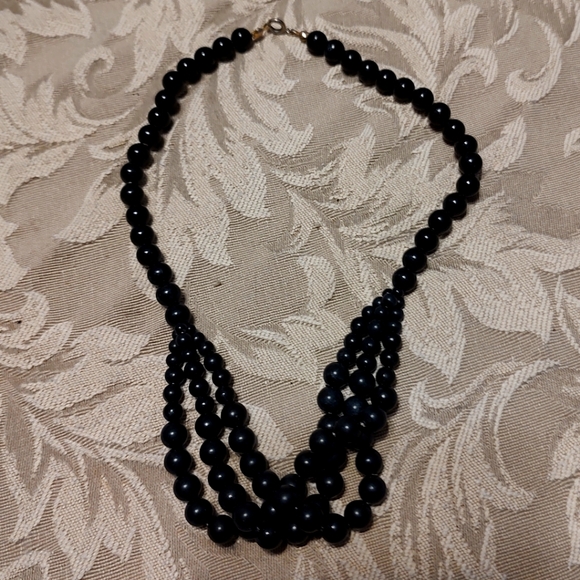 Vintage Jewelry - 🖤 Classic Elegant Vintage Black Layered Beaded Necklace